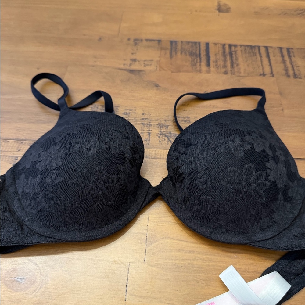 🤍 PINK Victoria's Secret Black Floral Bra 🤍